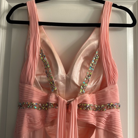 FAVIANA GLAMOUR S7577 Pink Gown/Dress with train and embellishments - Picture 5 of 14